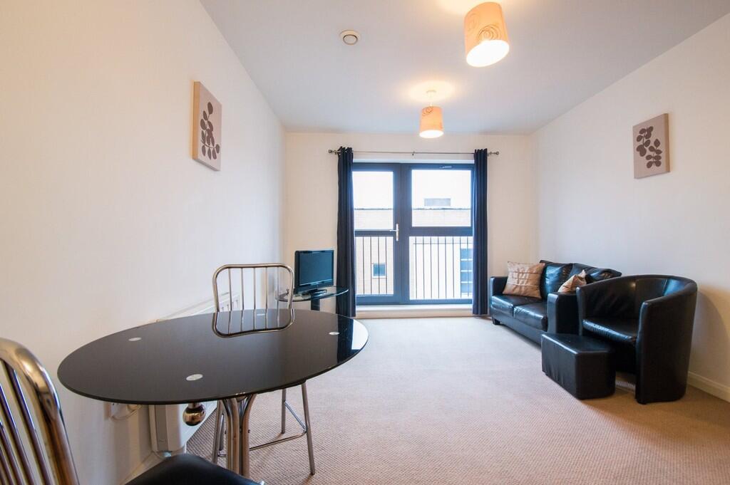 1 bed Apartment for rent in Swindon. From Elliot Oliver Sales - Cheltenham