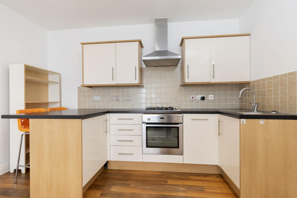 1 bed Semi Detached for rent in Cheltenham. From Elliot Oliver Sales - Cheltenham