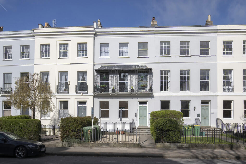 1 bed Apartment for rent in Prestbury. From Elliot Oliver Sales - Cheltenham