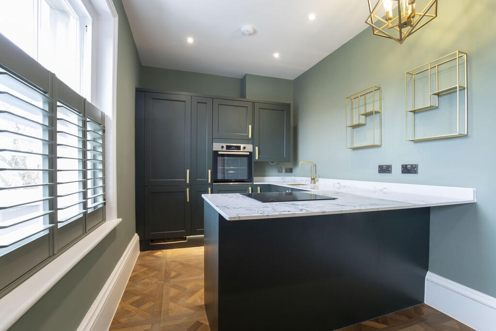 2 bed Apartment for rent in Prestbury. From Elliot Oliver Sales - Cheltenham