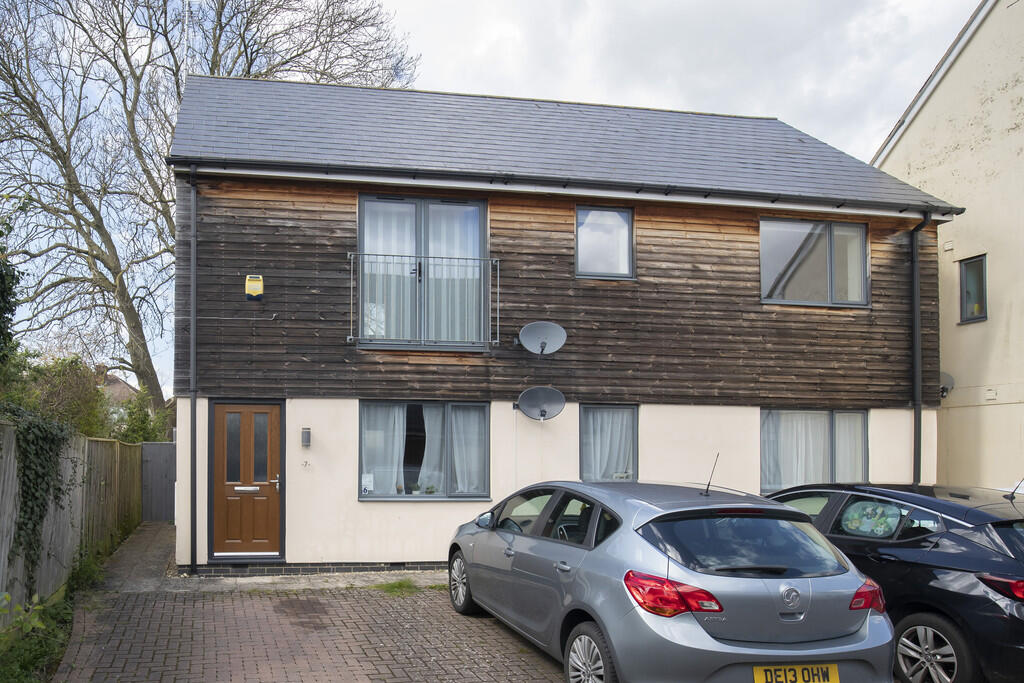 2 bed Apartment for rent in Swindon. From Elliot Oliver Sales - Cheltenham