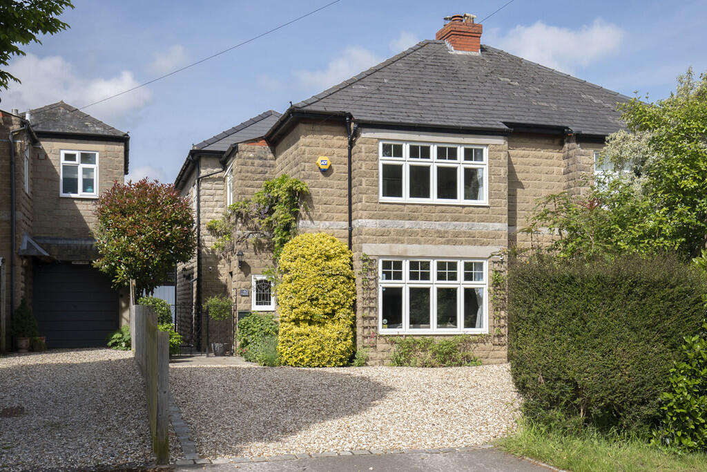 4 bed Semi Detached for rent in Leckhampton Hill. From Elliot Oliver Sales - Cheltenham