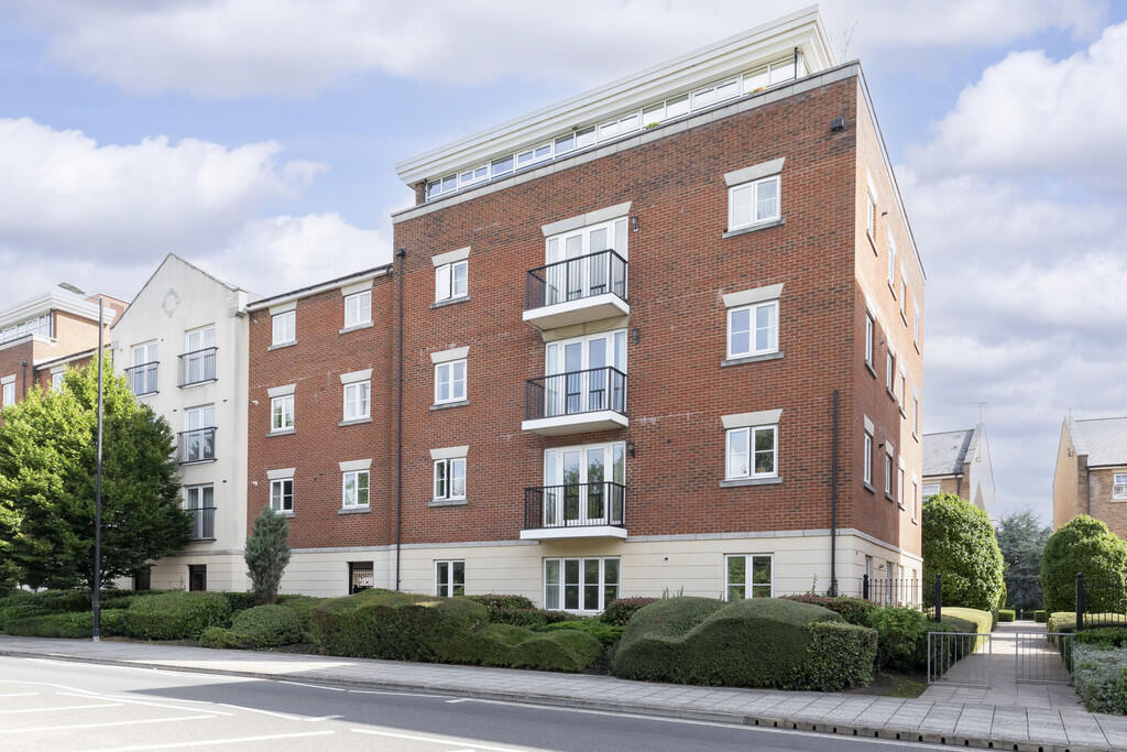 1 bed Apartment for rent in Cheltenham. From Elliot Oliver Sales - Cheltenham