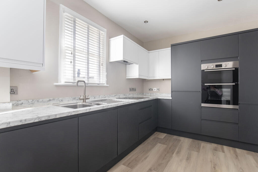 2 bed Apartment for rent in Cheltenham. From Elliot Oliver Sales - Cheltenham 2 bed Apartment for rent in Cheltenham. From Elliot Oliver Sales - Cheltenham