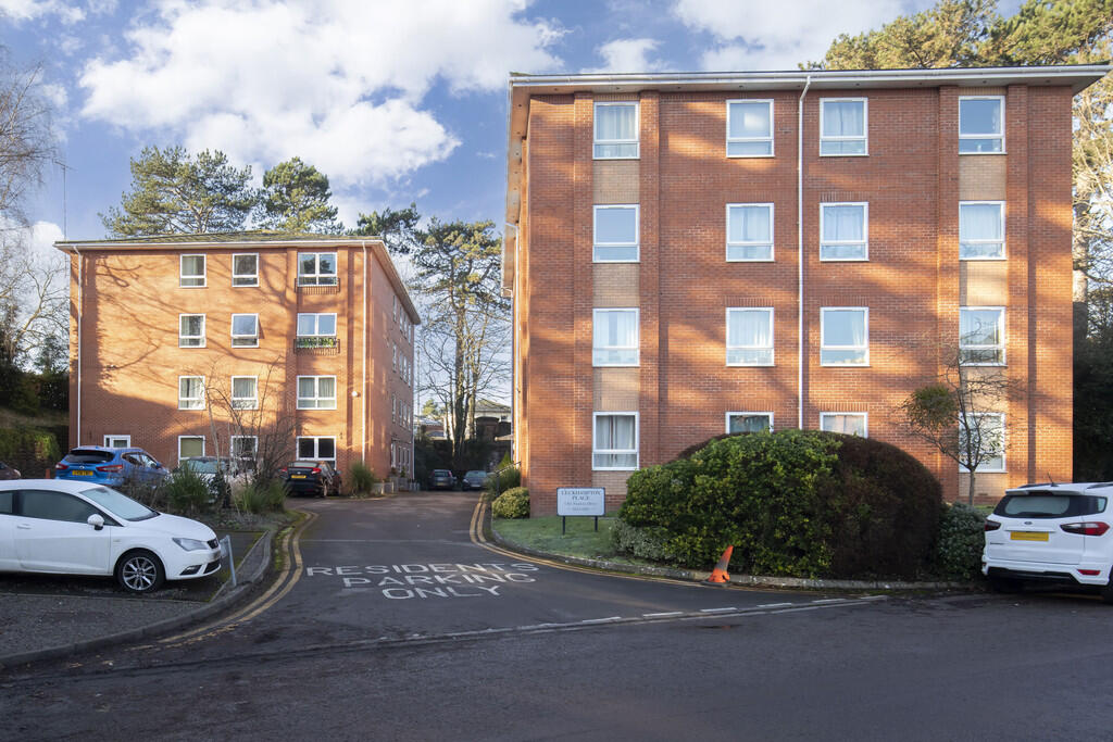 1 bed House (unspecified) for rent in Leckhampton Hill. From Elliot Oliver Sales - Cheltenham