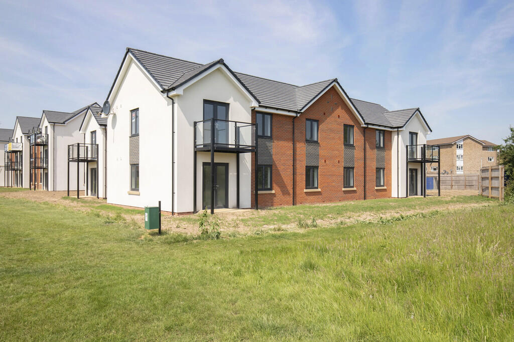 2 bed Apartment for rent in Prestbury. From Elliot Oliver Sales - Cheltenham