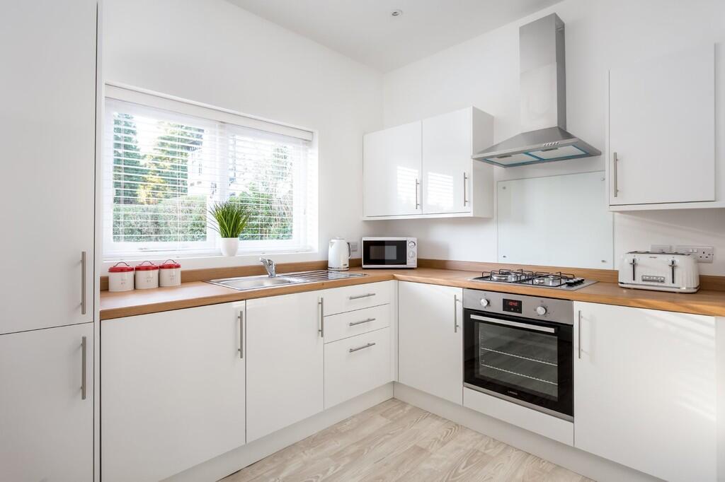 1 bed Apartment for rent in Malvern Wells. From Elliot Oliver Sales - Cheltenham