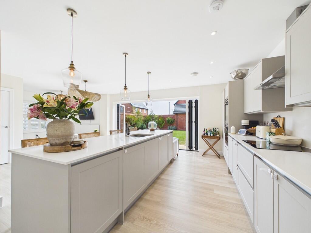 4 bed Detached for rent in Ashchurch. From Elliot Oliver Sales - Cheltenham 4 bed Detached for rent in Ashchurch. From Elliot Oliver Sales - Cheltenham