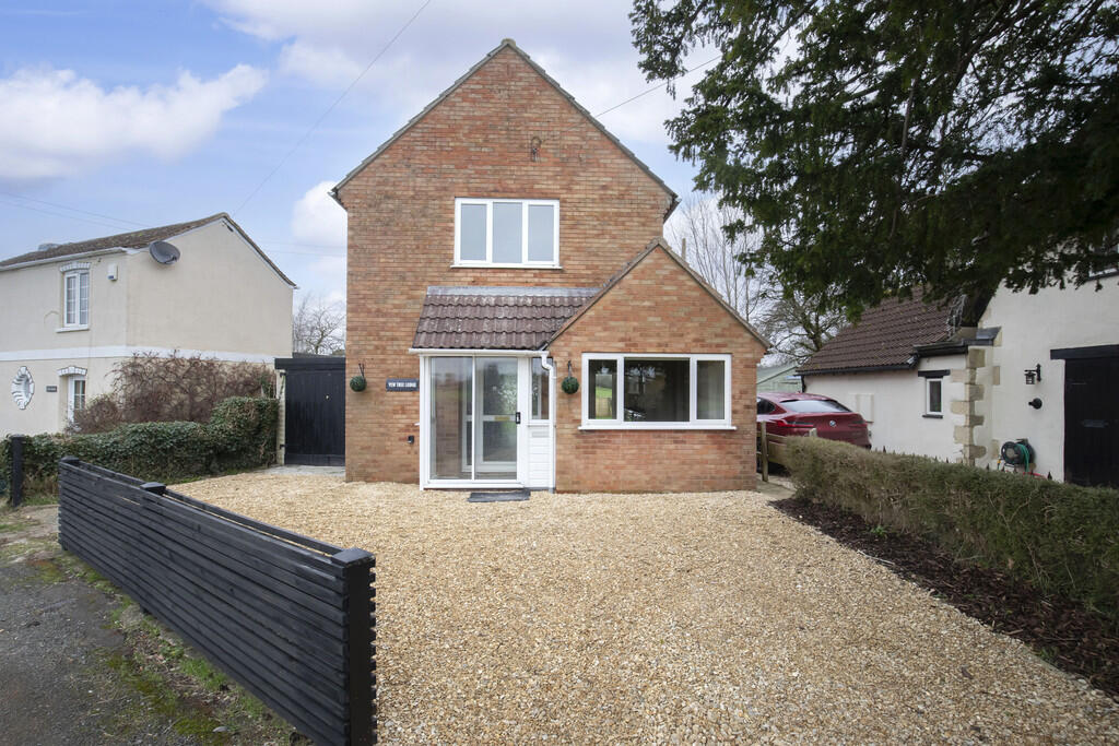 2 bed Detached for rent in Elmstone Hardwicke. From Elliot Oliver Sales - Cheltenham 2 bed Detached for rent in Elmstone Hardwicke. From Elliot Oliver Sales - Cheltenham