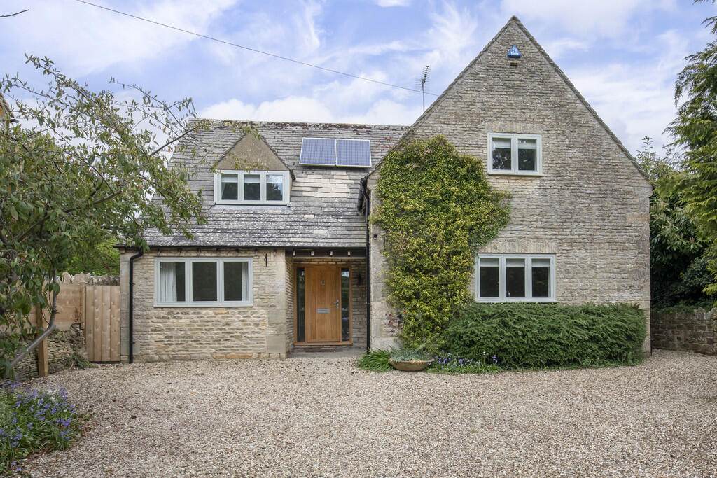 4 bed Detached for rent in Brockhampton. From Elliot Oliver Sales - Cheltenham 4 bed Detached for rent in Brockhampton. From Elliot Oliver Sales - Cheltenham