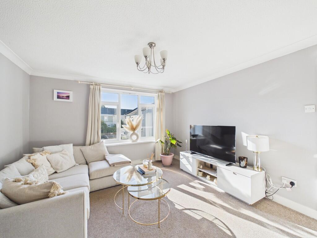 1 bed Apartment for rent in Cheltenham. From Elliot Oliver Sales - Cheltenham 1 bed Apartment for rent in Cheltenham. From Elliot Oliver Sales - Cheltenham