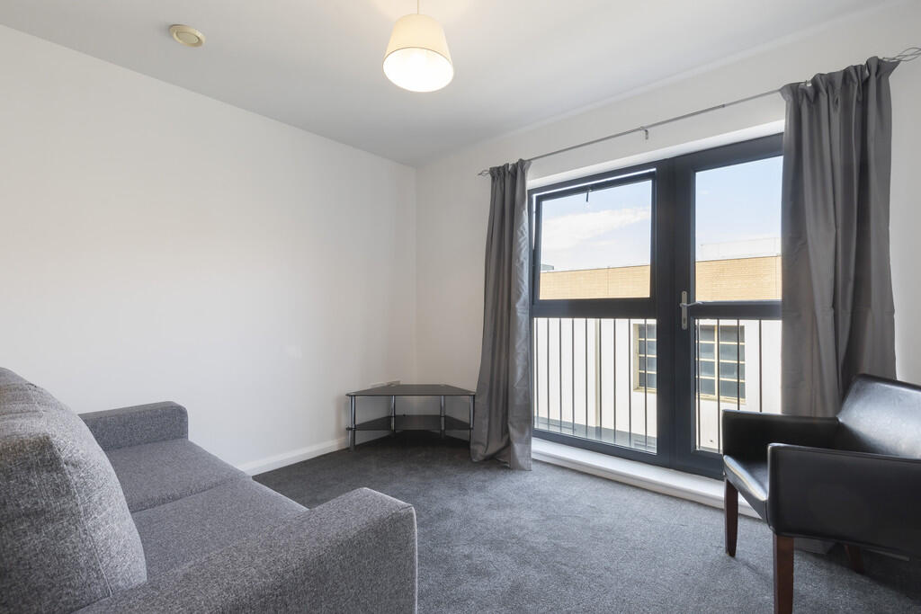 1 bed Apartment for rent in Swindon. From Elliot Oliver Sales - Cheltenham