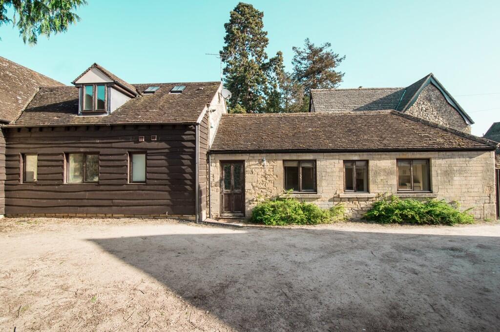 2 bed Barn Conversion for rent in Prestbury. From Elliot Oliver Sales - Cheltenham 2 bed Barn Conversion for rent in Prestbury. From Elliot Oliver Sales - Cheltenham
