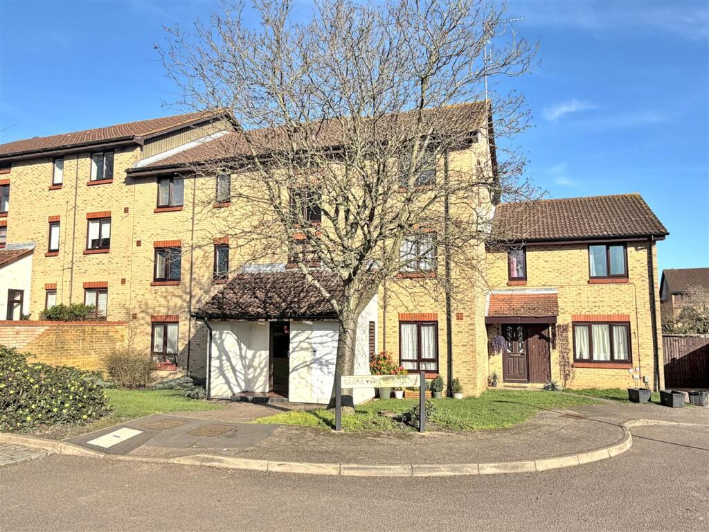 2 bed 1st Floor Flat for rent in Cheshunt. From Absolute Property Sales Ltd