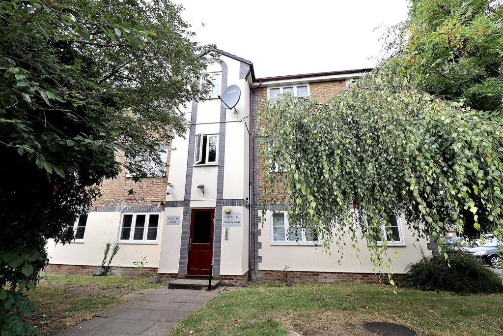 1 bed 1st Floor Flat for rent in Edmonton. From Absolute Property Sales Ltd
