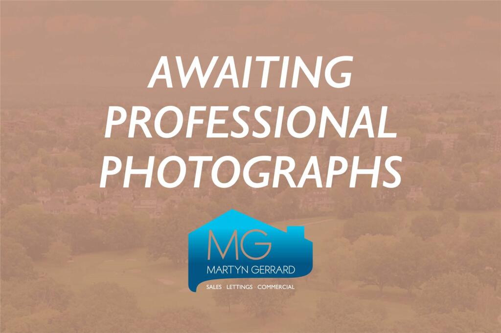 5 bed Bungalow for rent in Barnet. From Martyn Gerrard - Barnet