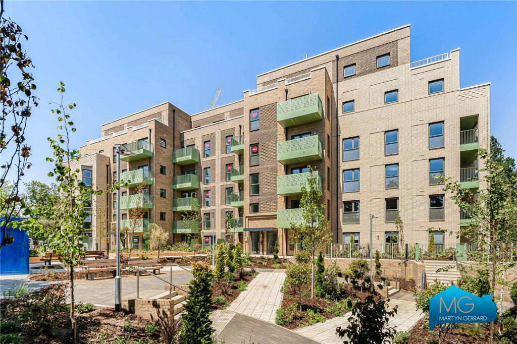 1 bed Apartment for rent in Hadley Wood. From Martyn Gerrard - Barnet