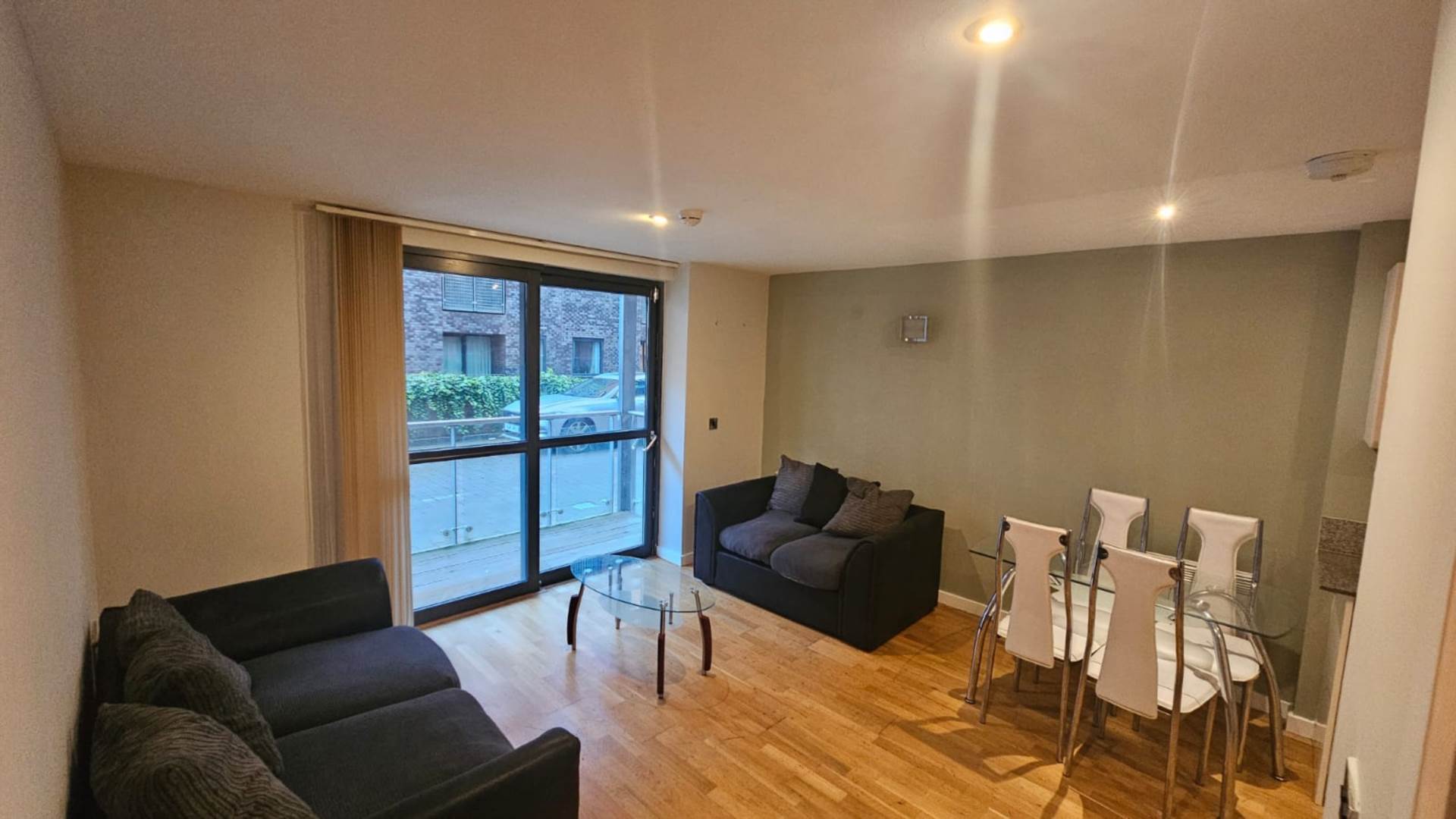 2 bed Apartment for rent in Manchester. From Bright Estate Agents