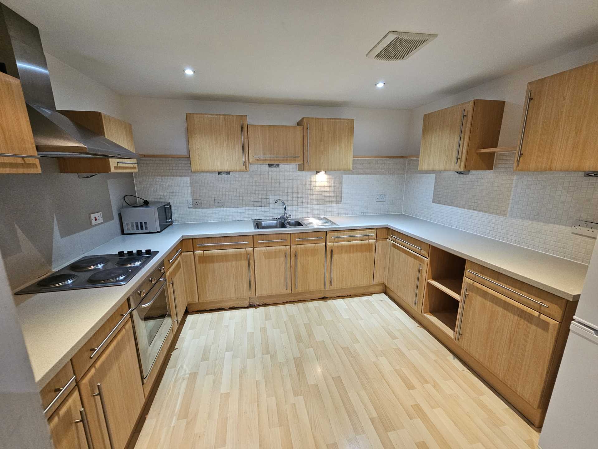 2 bed Apartment for rent in Manchester. From Bright Estate Agents