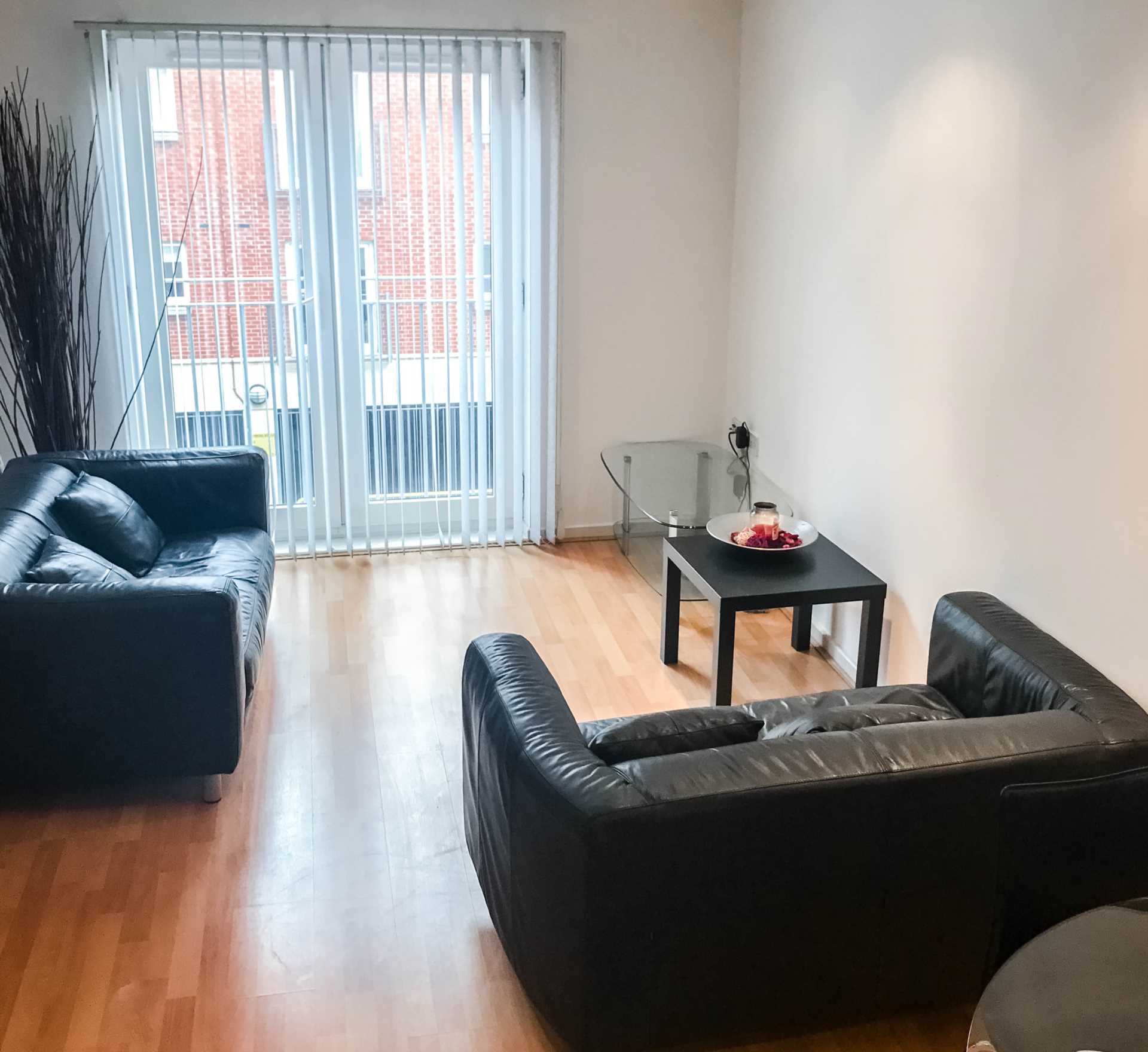 2 bed Apartment for rent in Salford. From Bright Estate Agents