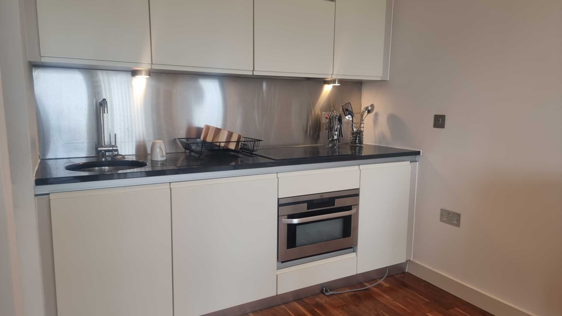 1 bed Apartment for rent in Salford. From Bright Estate Agents