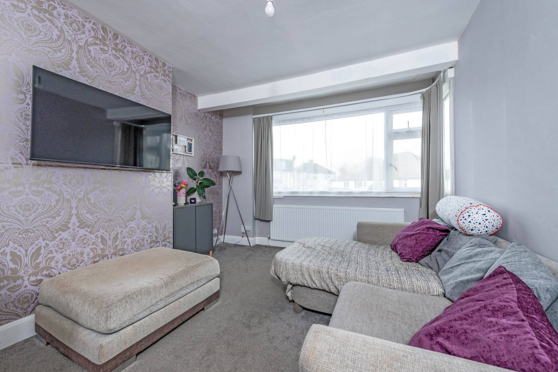 2 bed Annexe for rent in Morden. From Drury & Cole - Morden