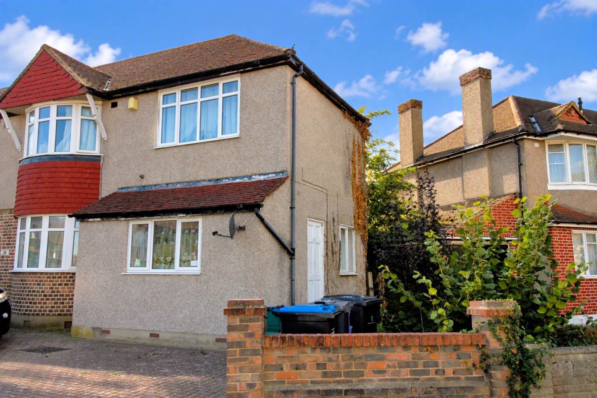 1 bed Studio for rent in Morden. From Drury & Cole - Morden