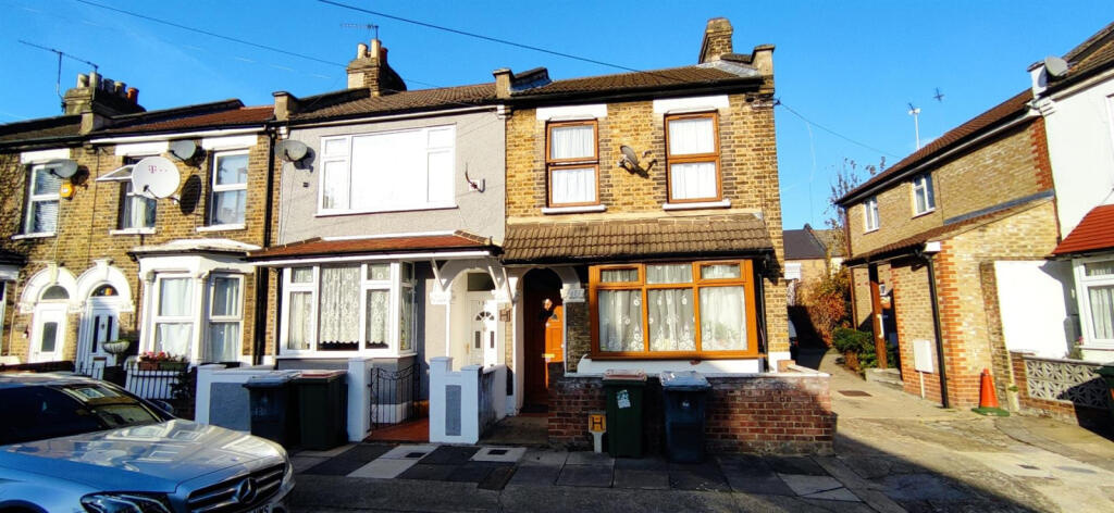 1 bed 1st Floor Flat for rent in West Ham. From Luxe Residential - South Woodford