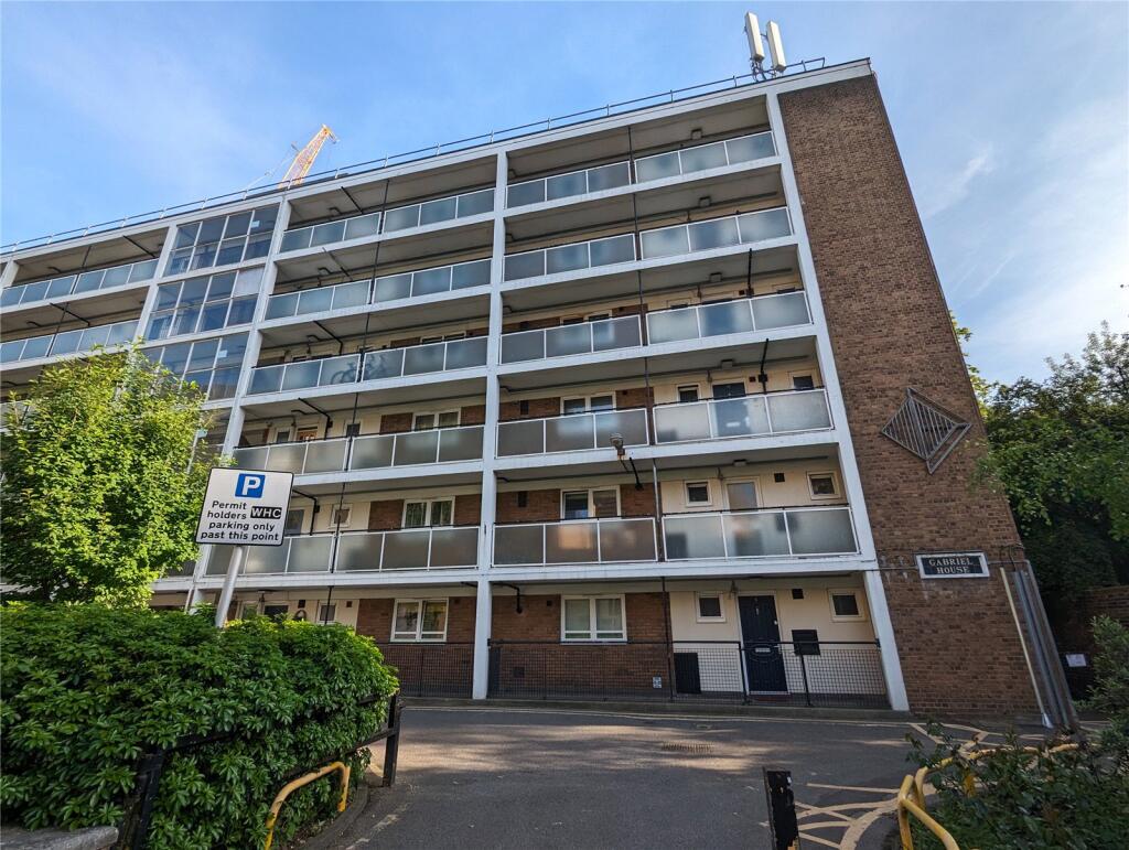 3 bed Apartment for rent in Westminster. From Ellis & Co - Sidcup