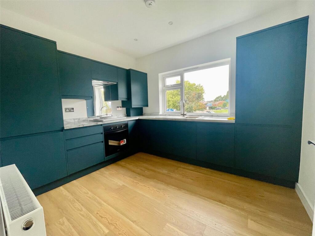3 bed Annexe for rent in Sidcup. From Ellis & Co - Sidcup 3 bed Annexe for rent in Sidcup. From Ellis & Co - Sidcup
