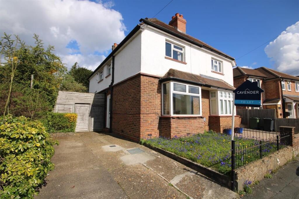 3 bed Detached for rent in Guildford. From Cavender Estate Agent - Guildford 3 bed Detached for rent in Guildford. From Cavender Estate Agent - Guildford