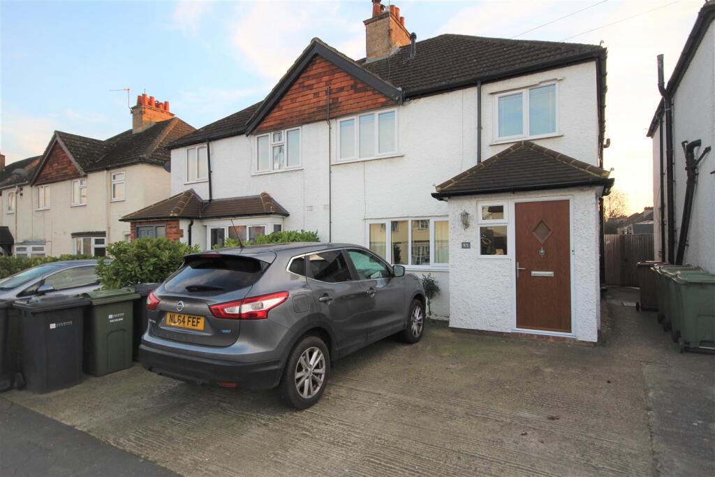 3 bed Detached for rent in Guildford. From Cavender Estate Agent - Guildford