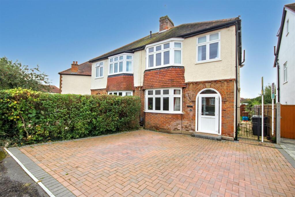 3 bed Detached for rent in Wood Street Village. From Cavender Estate Agent - Guildford