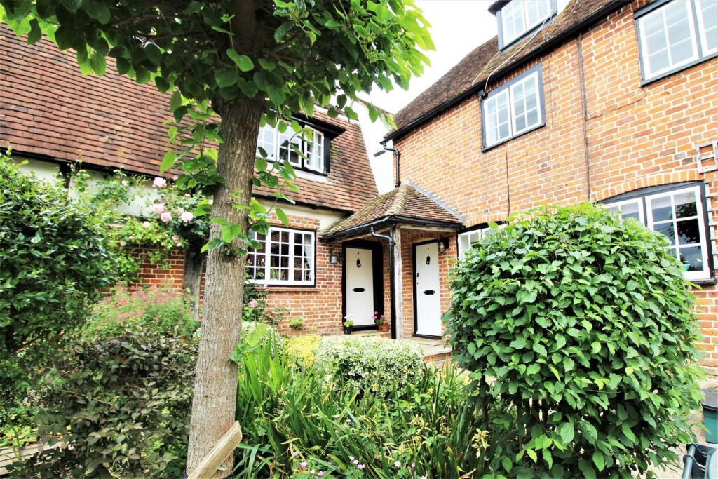 2 bed End of Terrace for rent in Wrotham. From Cavendish - Sevenoaks