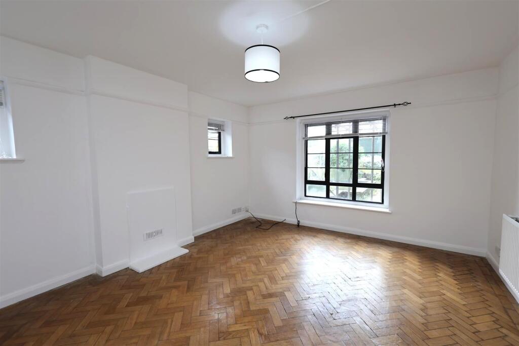 1 bed 1st Floor Flat for rent in Sevenoaks. From Cavendish - Sevenoaks