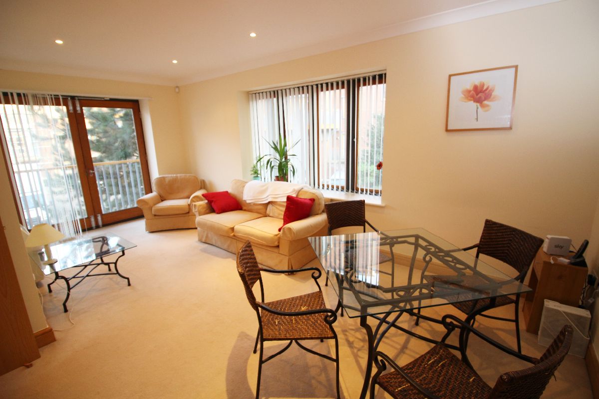 2 bed Apartment for rent in Chester . From Residential Estates