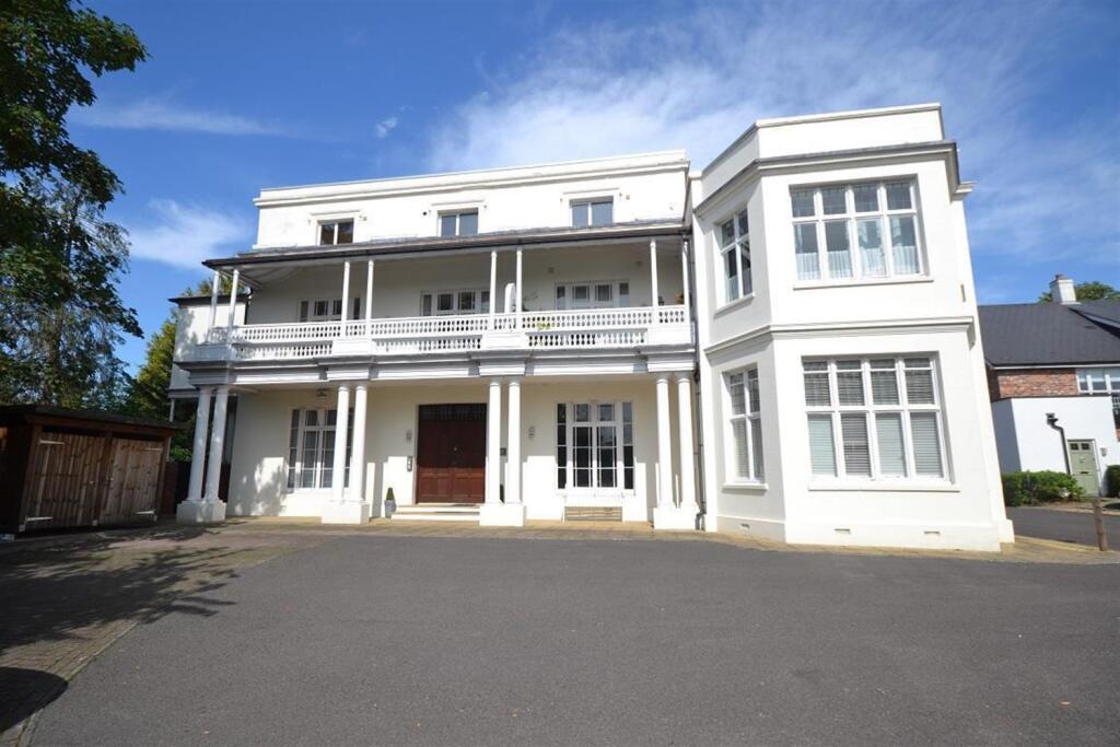 2 bed Apartment for rent in Reading. From Farmer & Dyer - Caversham 2 bed Apartment for rent in Reading. From Farmer & Dyer - Caversham