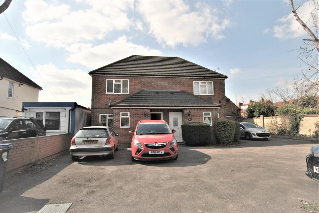 1 bed Apartment for rent in Reading. From Farmer & Dyer - Caversham 1 bed Apartment for rent in Reading. From Farmer & Dyer - Caversham