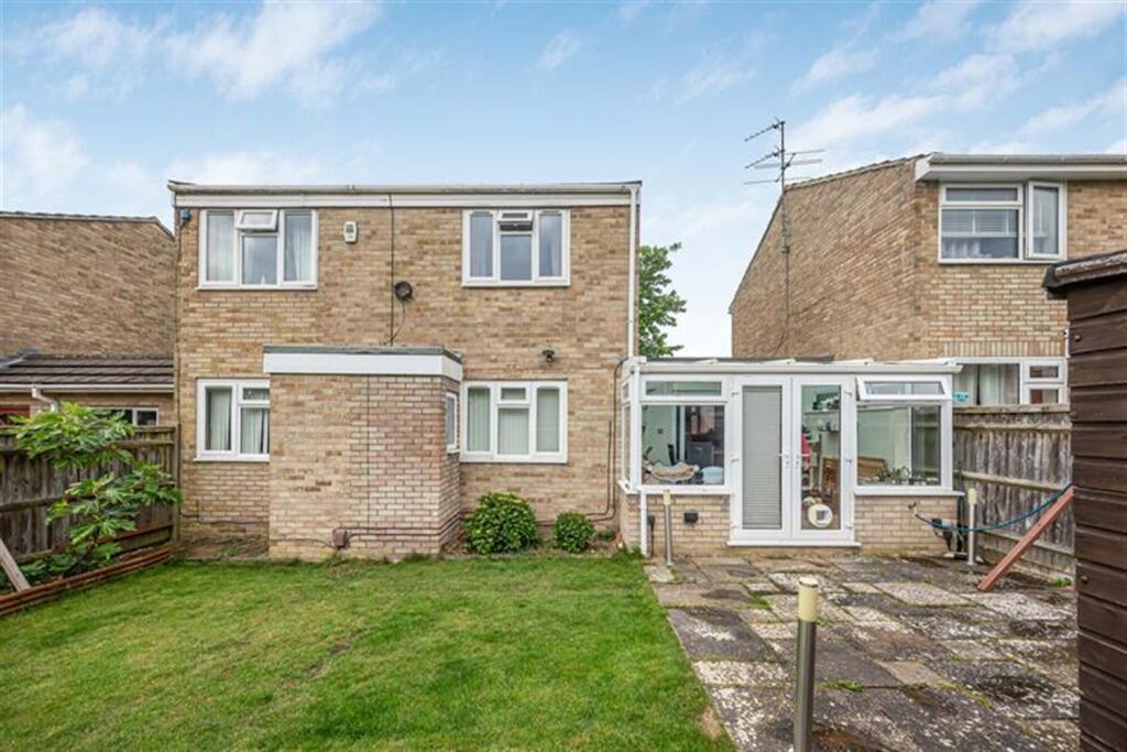 3 bed Link detached for rent in Reading. From Farmer & Dyer - Caversham