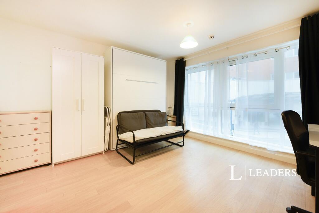 0 bed 1st Floor Flat for rent in Portsmouth. From Leaders Waterside Properties Sales - Gunwharf Quays