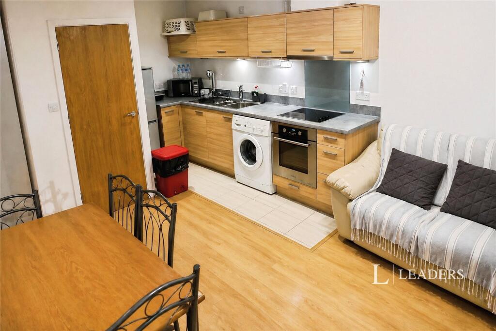0 bed Studio for rent in Portsmouth. From Leaders Waterside Properties Sales - Gunwharf Quays