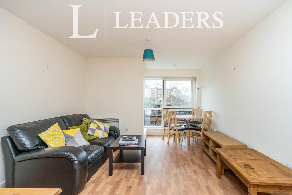 1 bed 1st Floor Flat for rent in Portsmouth. From Leaders Waterside Properties Sales - Gunwharf Quays