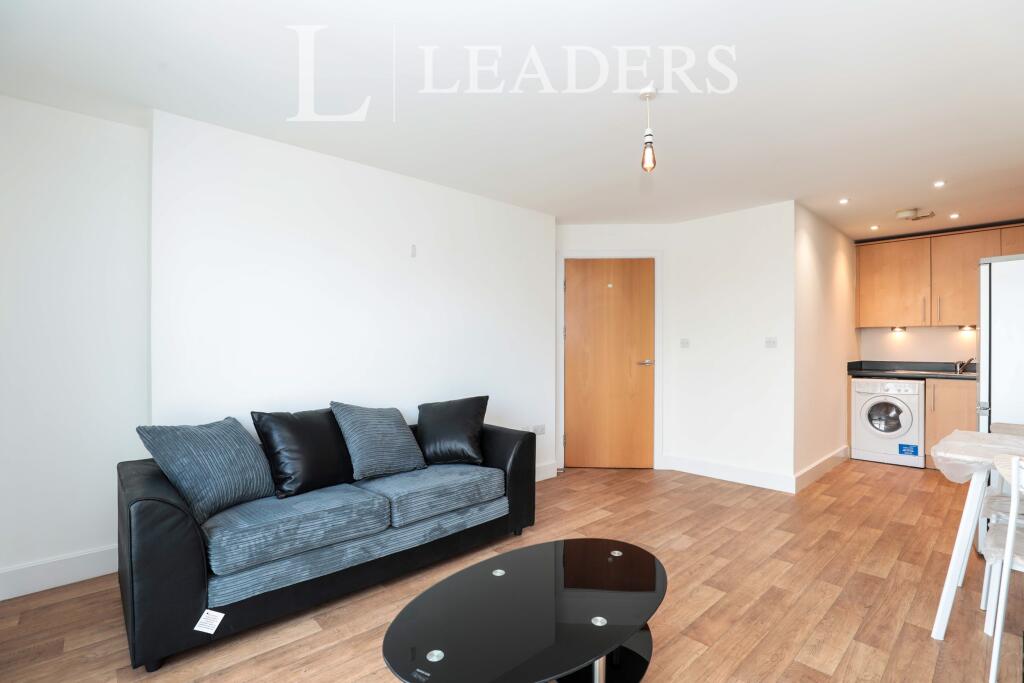 1 bed 1st Floor Flat for rent in Portsmouth. From Leaders Waterside Properties Sales - Gunwharf Quays