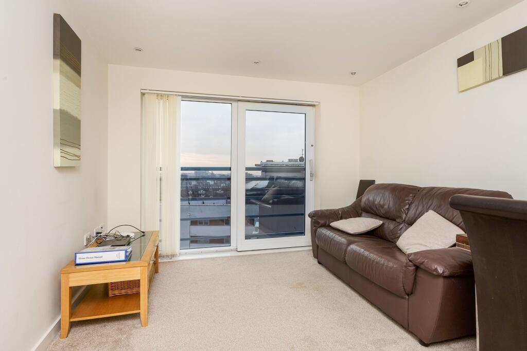 1 bed 1st Floor Flat for rent in Portsmouth. From Leaders Waterside Properties Sales - Gunwharf Quays 1 bed 1st Floor Flat for rent in Portsmouth. From Leaders Waterside Properties Sales - Gunwharf Quays