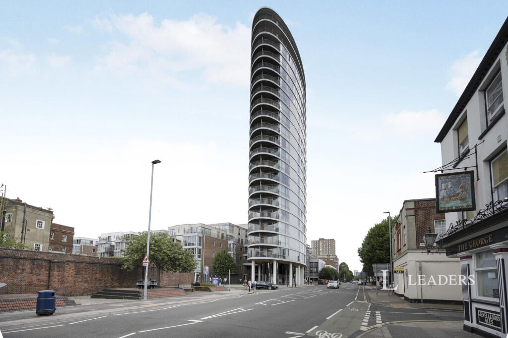 1 bed 1st Floor Flat for rent in Portsmouth. From Leaders Waterside Properties Sales - Gunwharf Quays 1 bed 1st Floor Flat for rent in Portsmouth. From Leaders Waterside Properties Sales - Gunwharf Quays