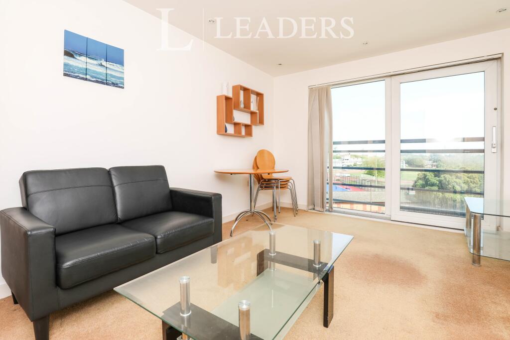 1 bed 1st Floor Flat for rent in Portsmouth. From Leaders Waterside Properties Sales - Gunwharf Quays 1 bed 1st Floor Flat for rent in Portsmouth. From Leaders Waterside Properties Sales - Gunwharf Quays