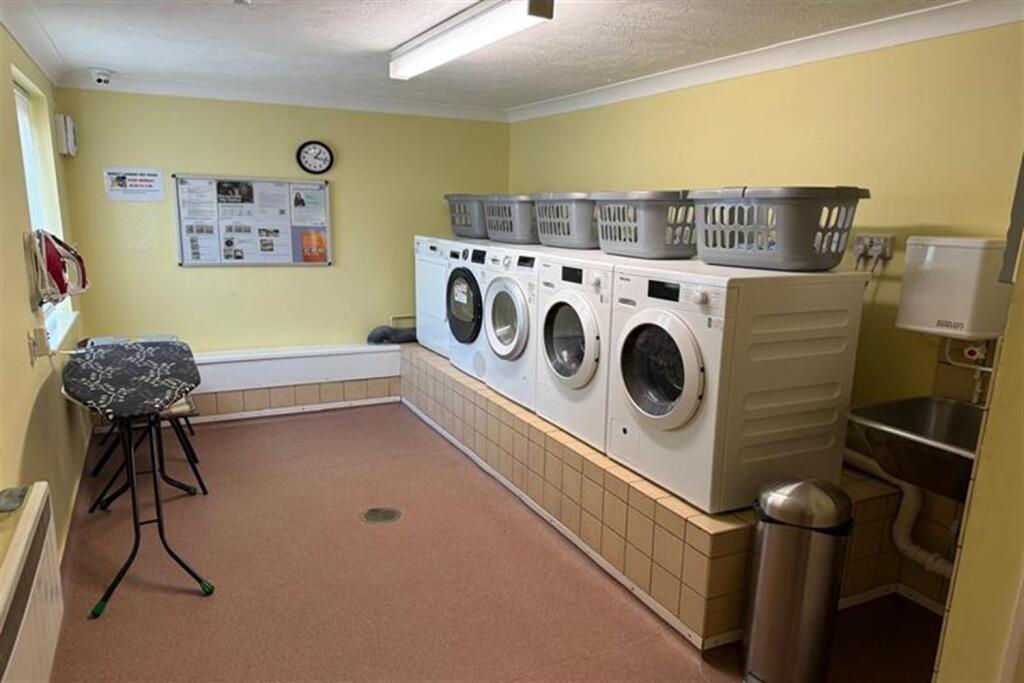 1 bed 1st Floor Flat for rent in Croydon. From Davis Homes - Essex & London