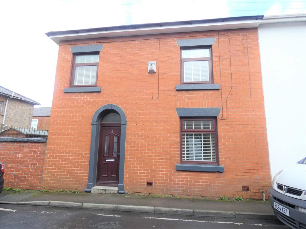 2 bed End of Terrace for rent in Coppull. From Easy Home Lets & Sales - Coppull