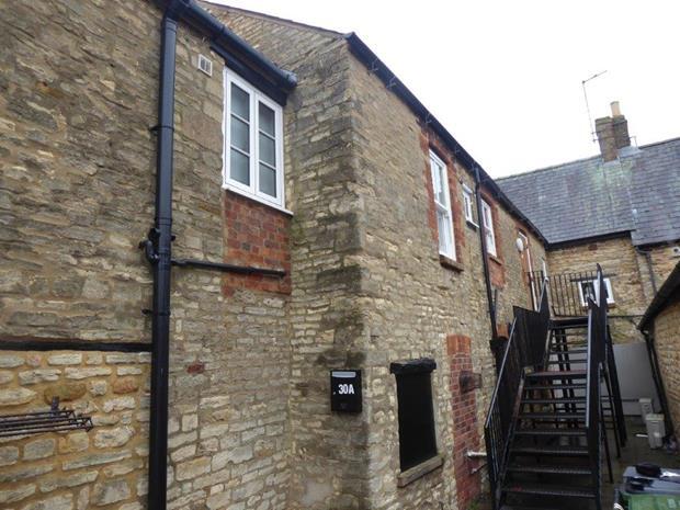 2 bed Apartment for rent in Higham Ferrers. From G D Property Services - Higham Ferrers