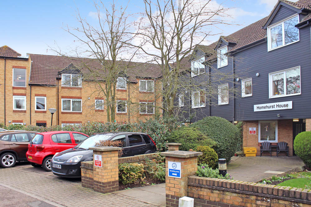 1 bed House (unspecified) for rent in Brentwood. From Temme English - Wickford - Lettings